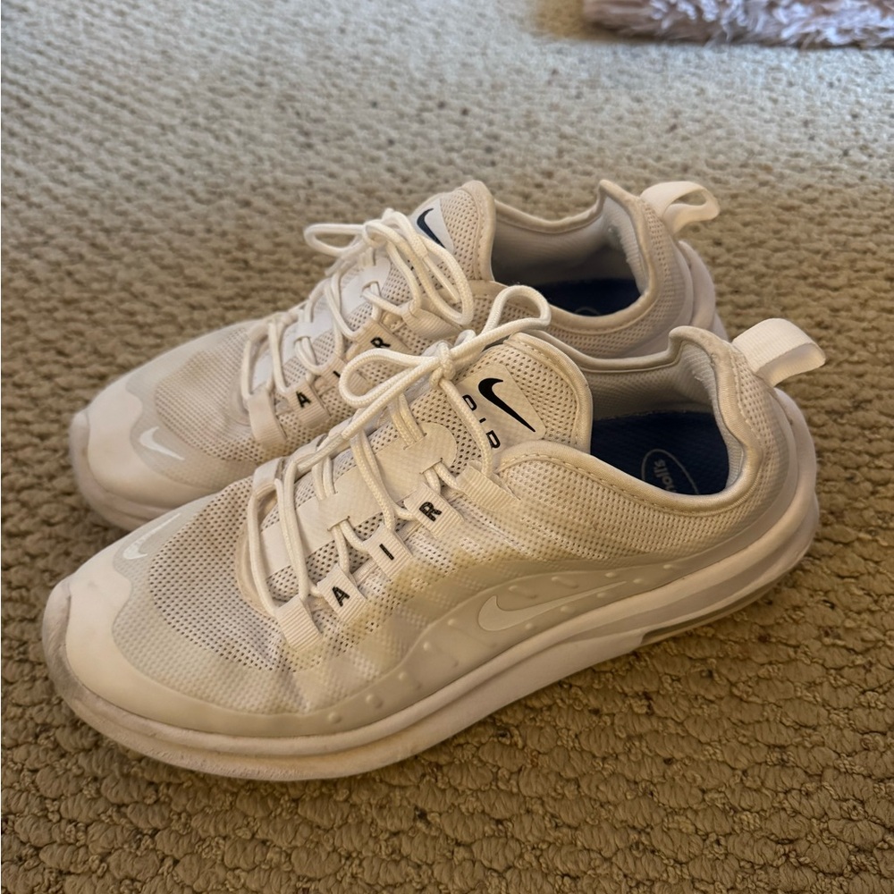 Nike White Air Max Sneakers Size 9